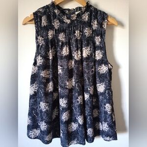 Joie Sleeveless Black, Navy, and Cream Patterned Top Size Large